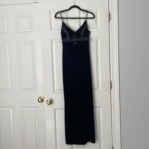 Black long formal velvet dress